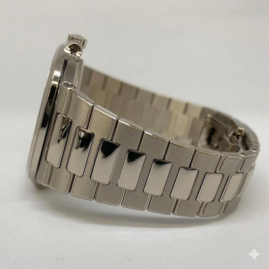 Patek Philippe Nautilus 5811/1G Men’s Luxury Watch – Blue Dial Stainless Steel Bracelet