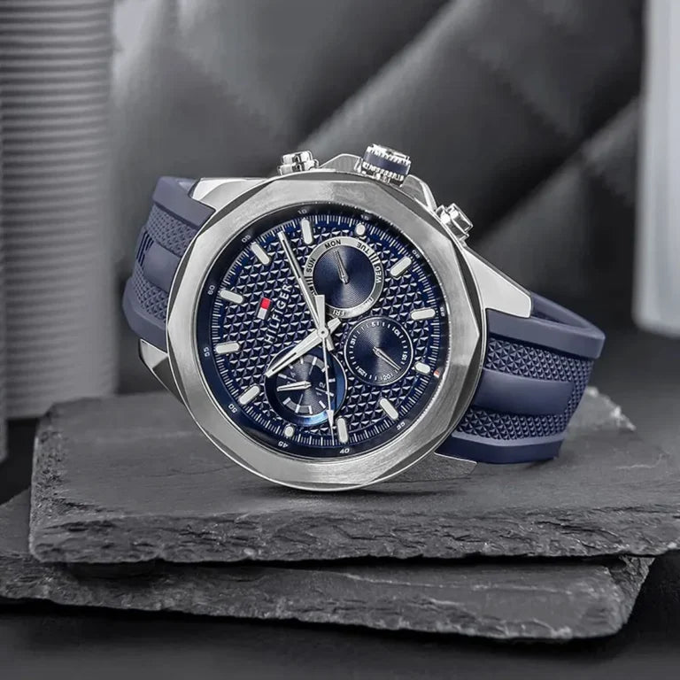Tommy Hilfiger Lars Men’s Silicone Rubber Quartz Watch – Blue Dial & Strap (1710649)