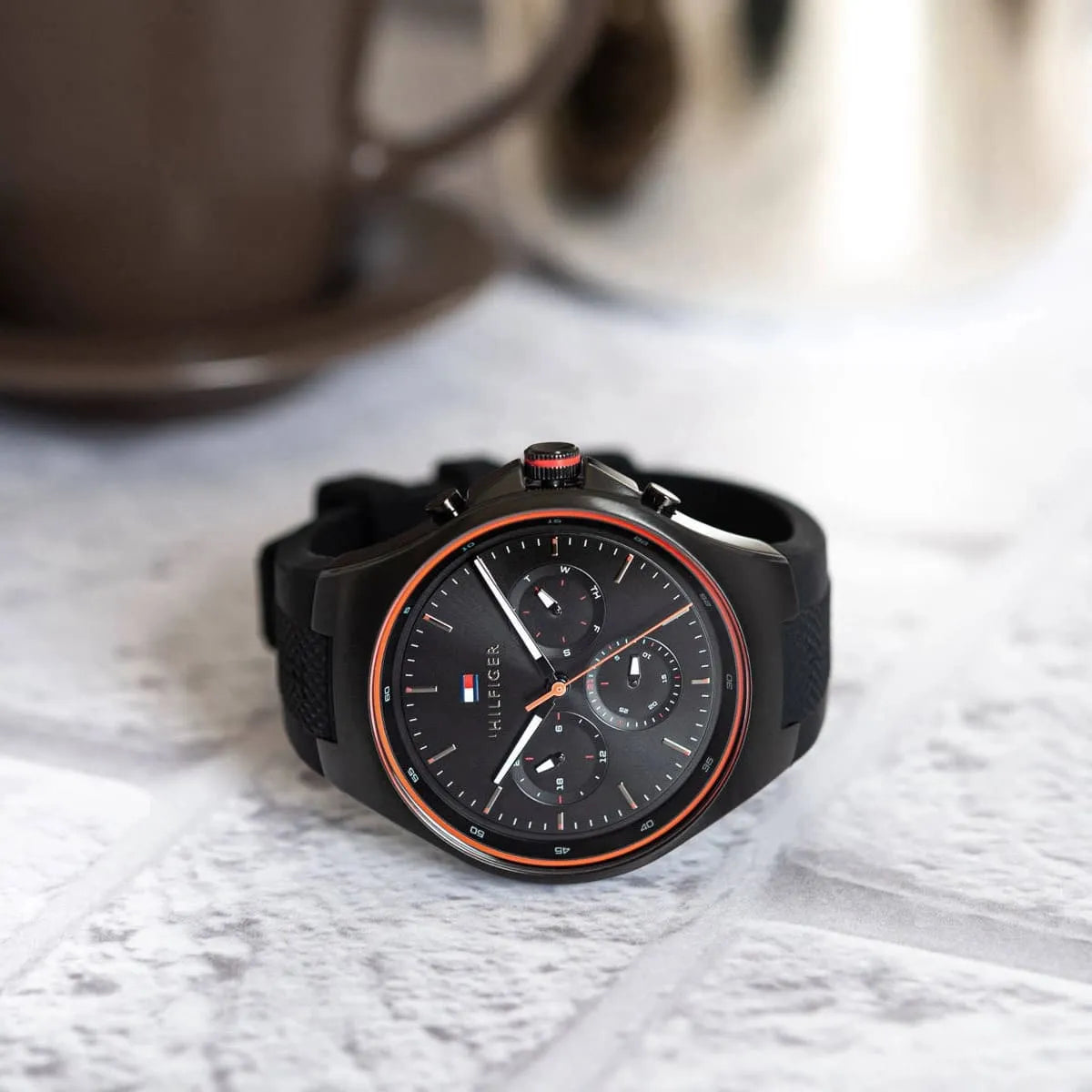 Tommy Hilfiger Men's Watch 1792056 – Black Dial with Black Silicone Strap
