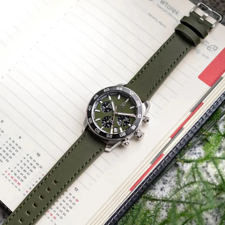 Tommy Hilfiger TH85 1792188 Men’s Green Leather Watch – 41mm Quartz Analog Timepiece with Date Function
