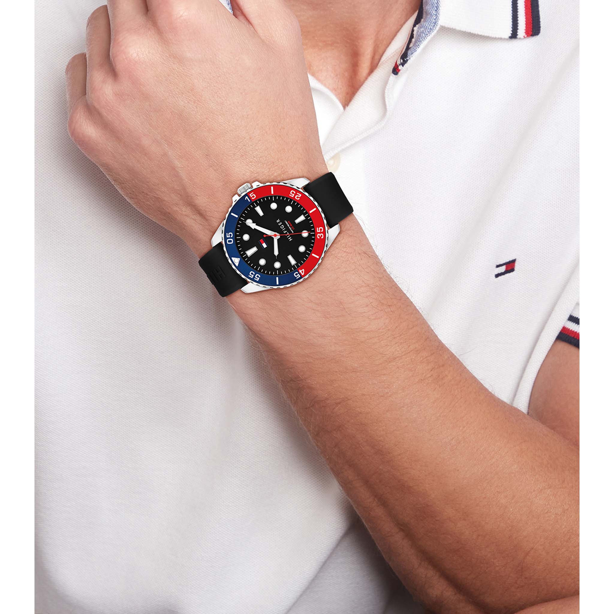 Tommy Hilfiger 1792201 Black Dial Black Silicone Strap Watch For Men