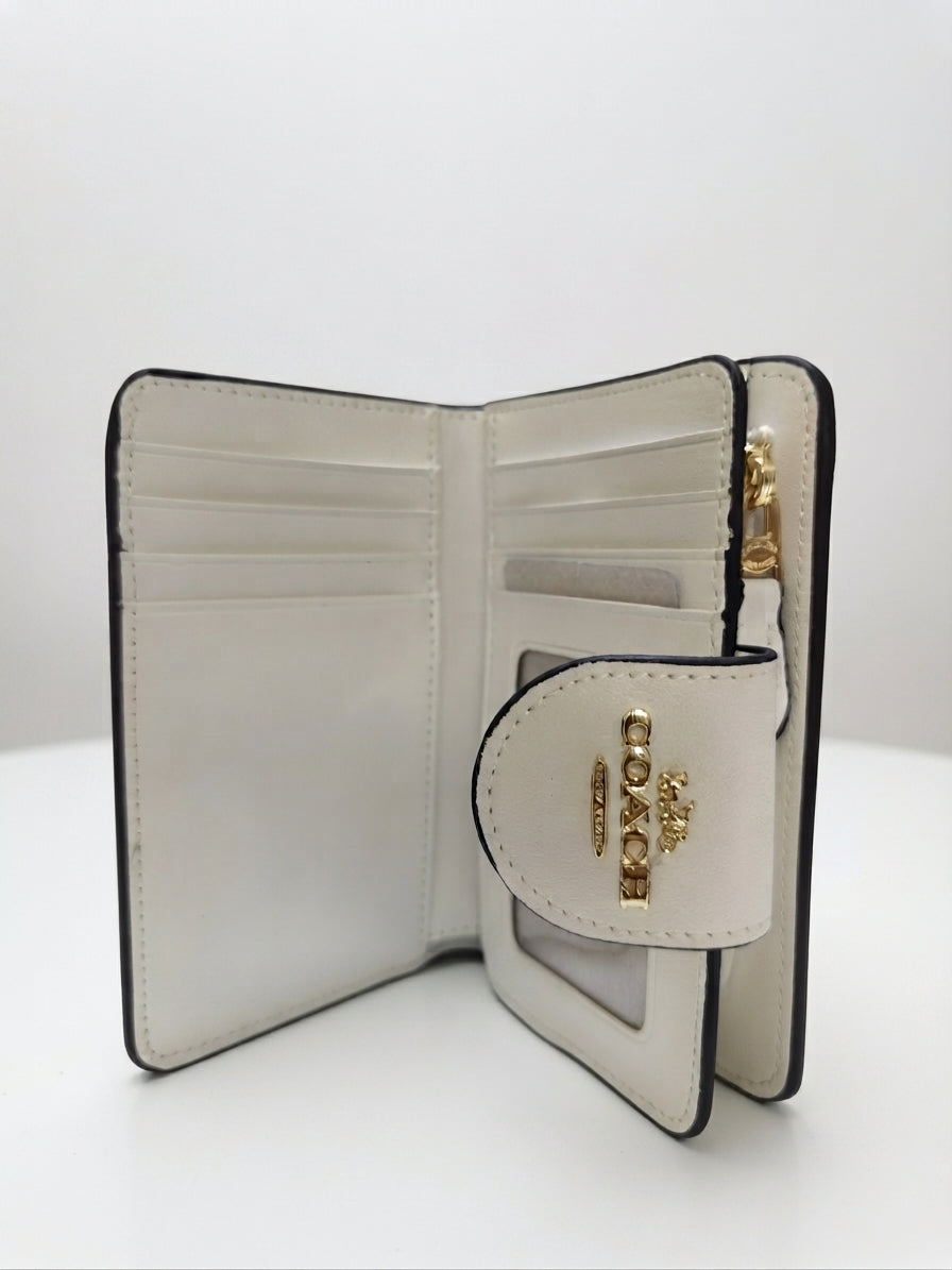 Coach Signature Medium Corner Zip Wallet - Beige/White