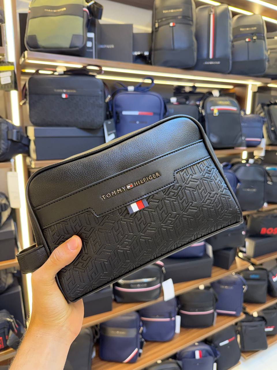 Tommy Hilfiger Polished Black Men’s Pouch With Embossed Flag Detail #43