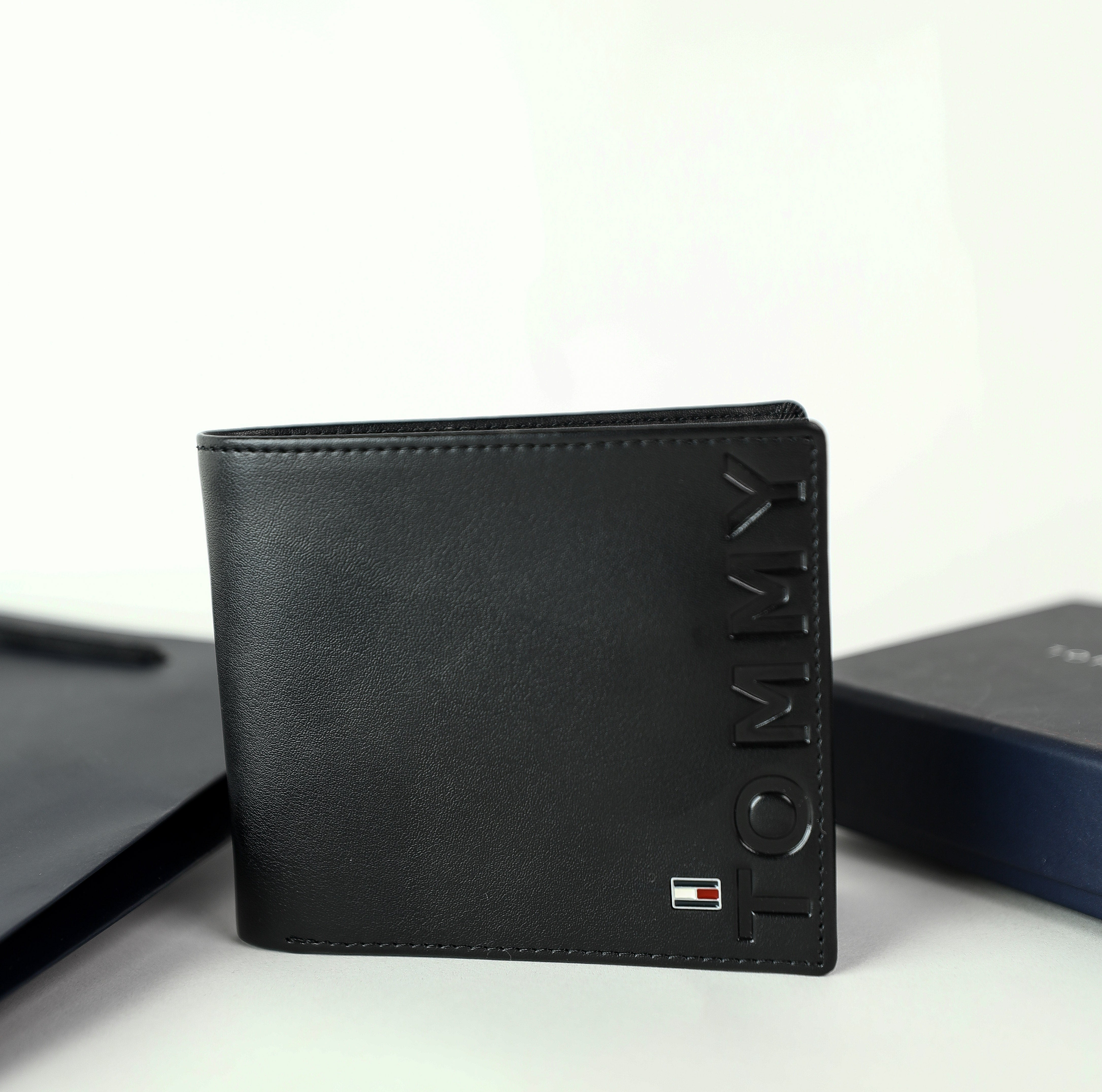 Tommy Hilfiger Wallet For Men #44
