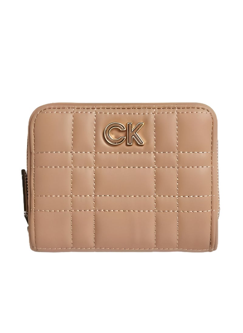 CK Quilted Nude Wallet For Women #6