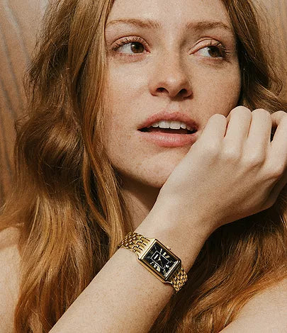 Fossil Raquel Women’s Quartz Watch ES5434 with Black Dial and Gold-Tone Stainless Steel Bracelet