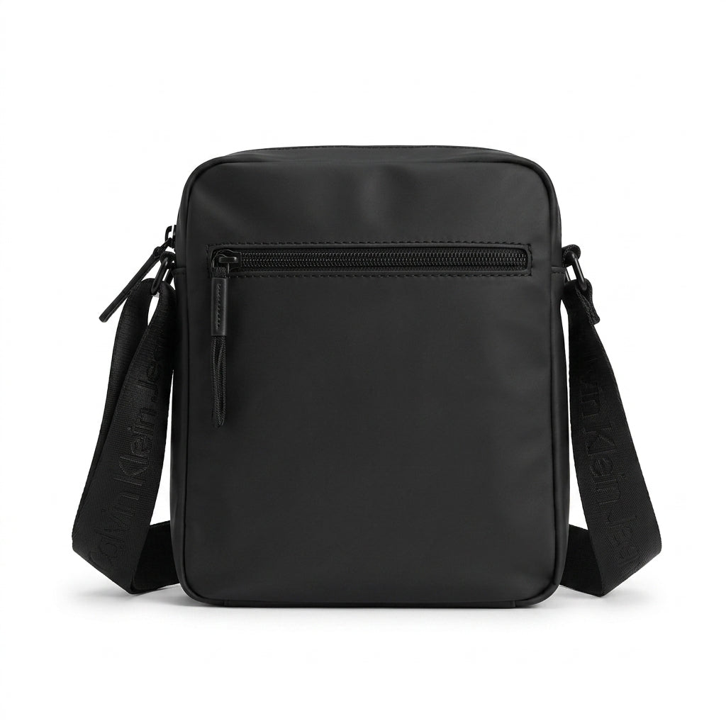 Calvin Klein Jeans Men's Reporter Crossbody Bag – Black #0015