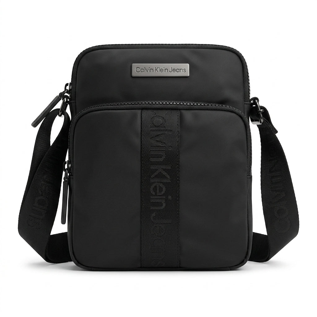 Calvin Klein Jeans Men's Reporter Crossbody Bag – Black #0015