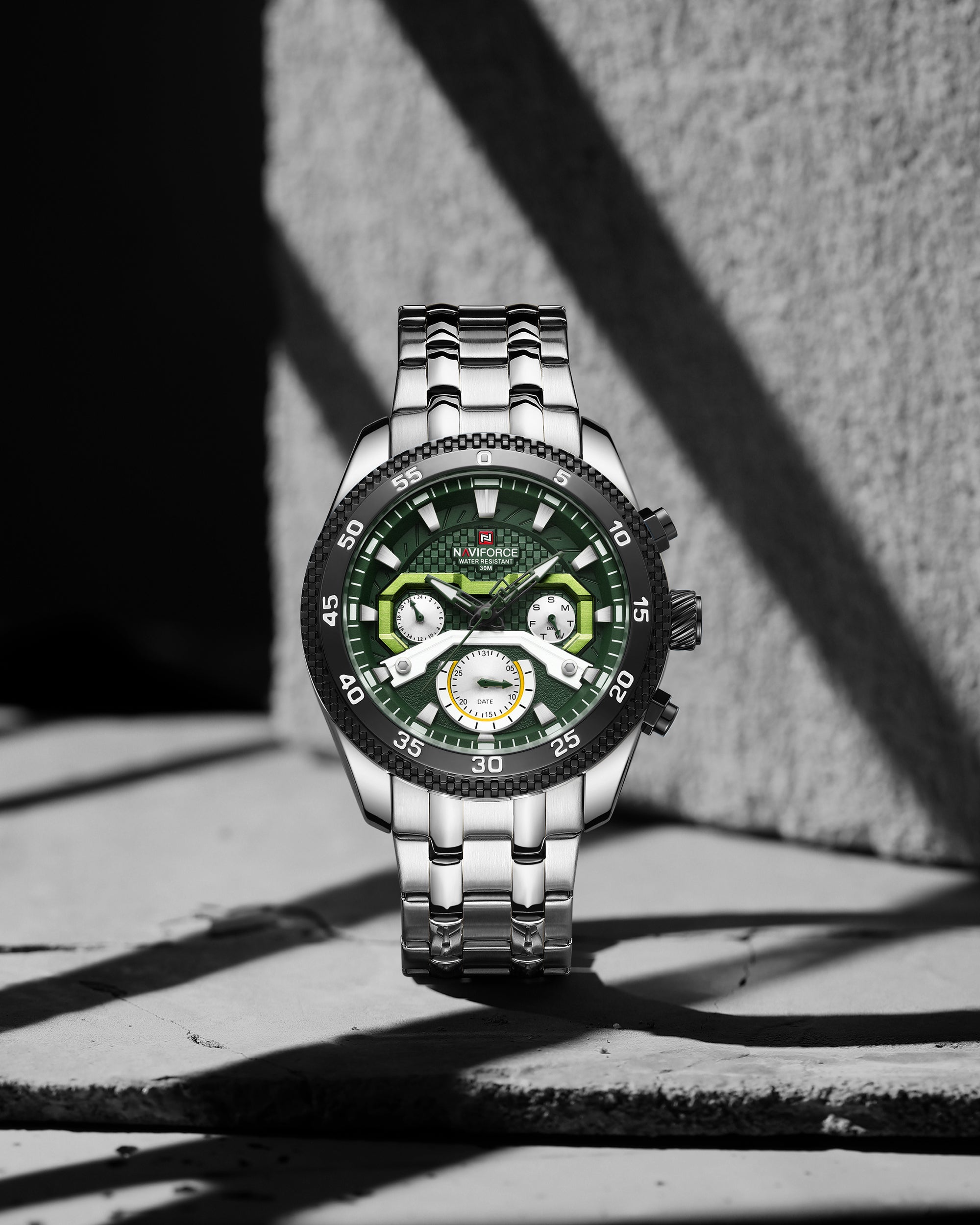 Naviforce NF9222 S/GN Charm and Stylish Waterproof Multifunctional Quartz Watch for Men