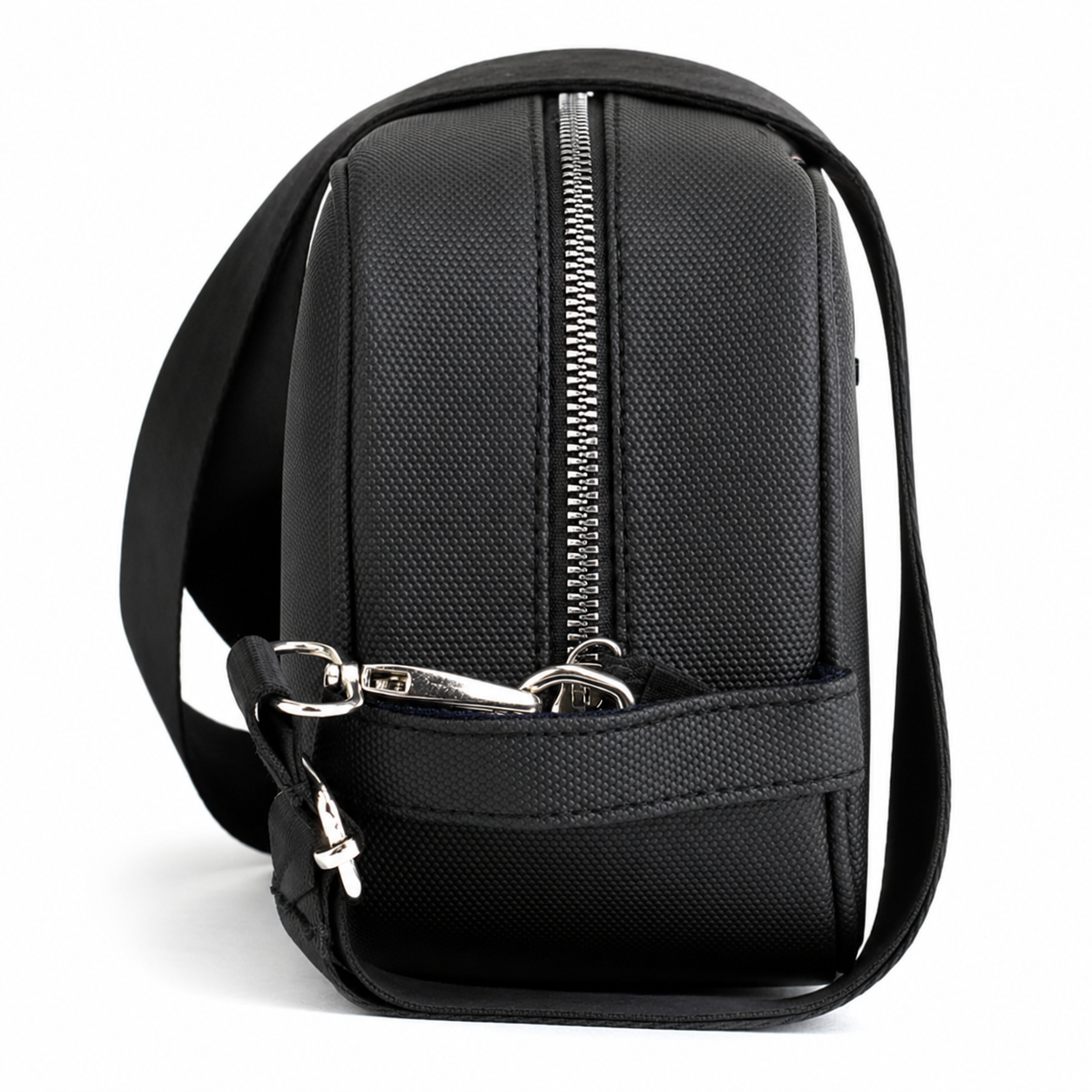 Tommy Hilfiger Black Wash Leather Hand Bag for Men with Adjustable Strap – Stylish Everyday Crossbody Bag#51