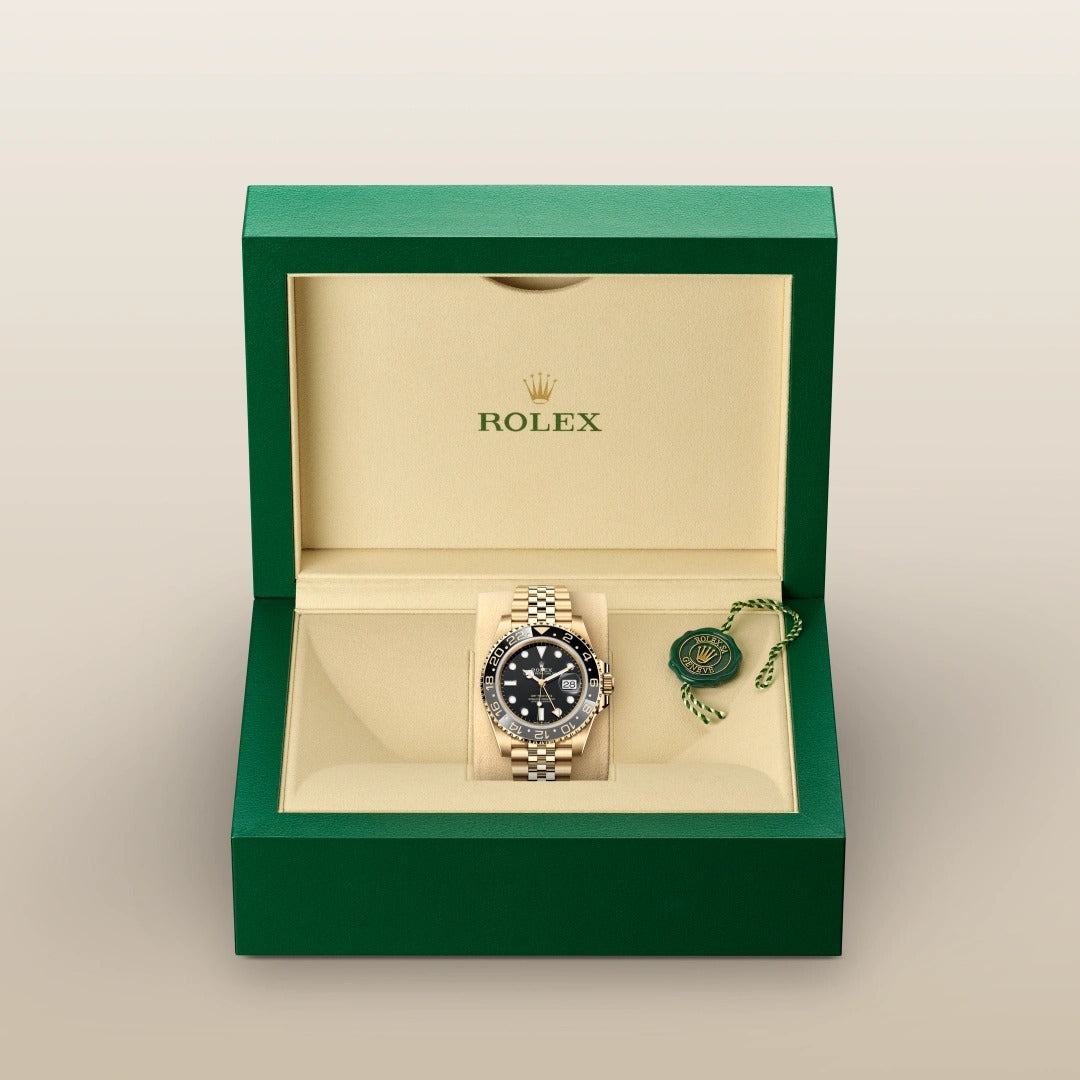 Rolex GMT-Master II Men’s Watch – Black Dial with Gold Oyster Bracelet