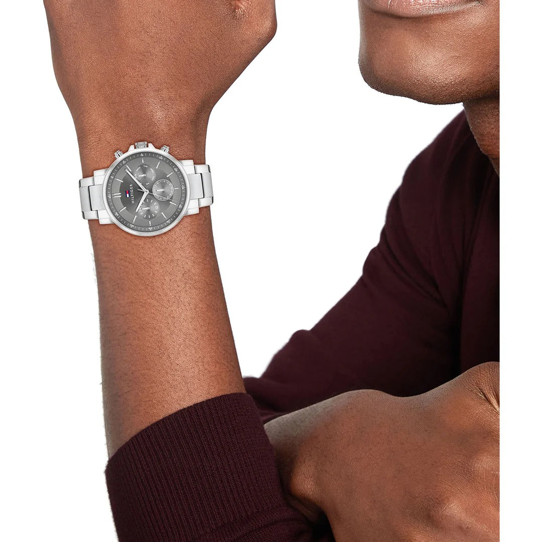 Tommy Hilfiger Tyson Men's Watch – Dark Grey Dial with Stainless Steel Bracelet (Model 1710604)
