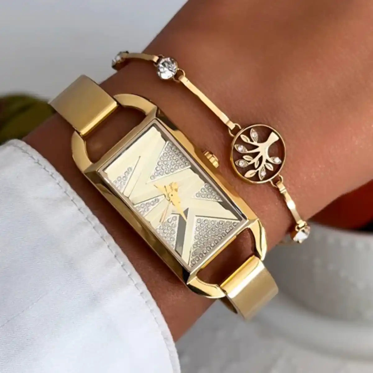 Michael Kors Ladies Watch Empire MK4840 – Gold Stainless Steel
