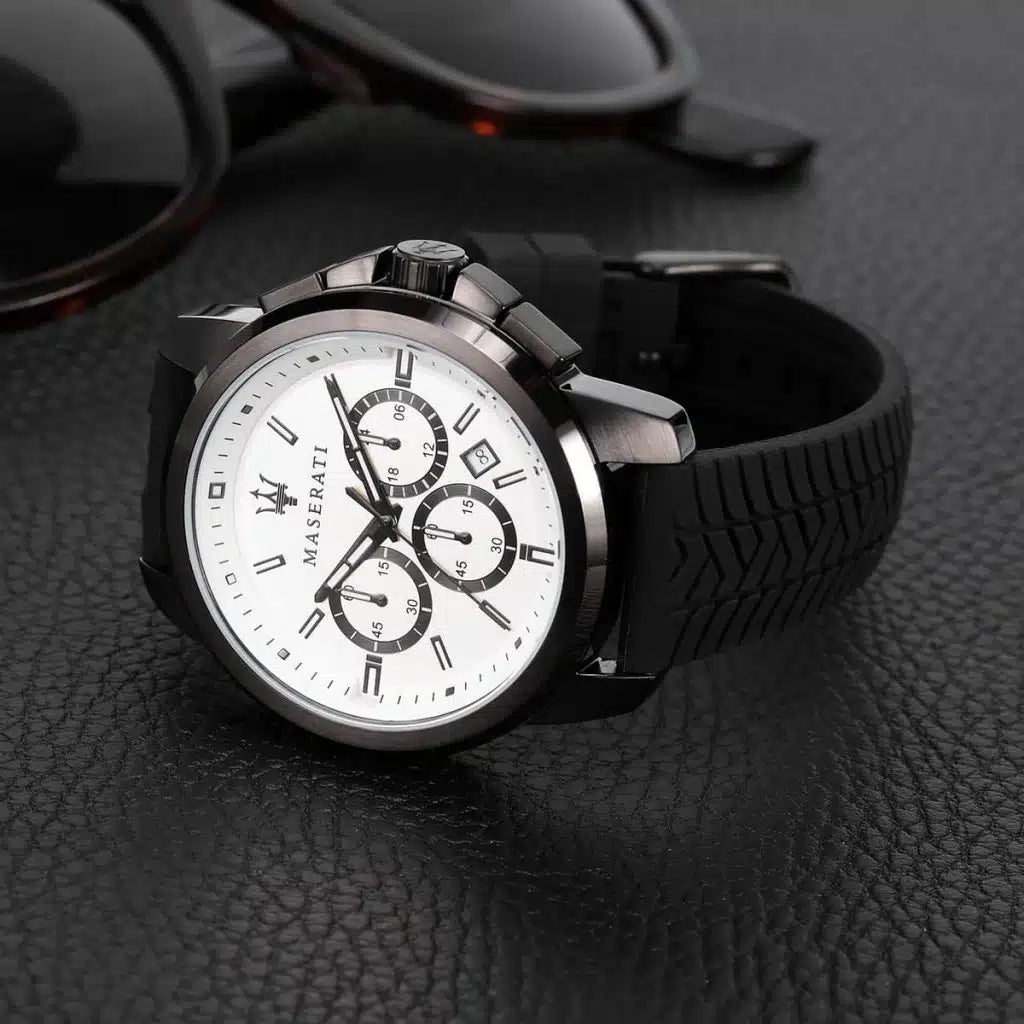 Maserati R8871621010 Successo Watch – White Dial, Black Rubber Strap, 100M Water Resistant (44mm)