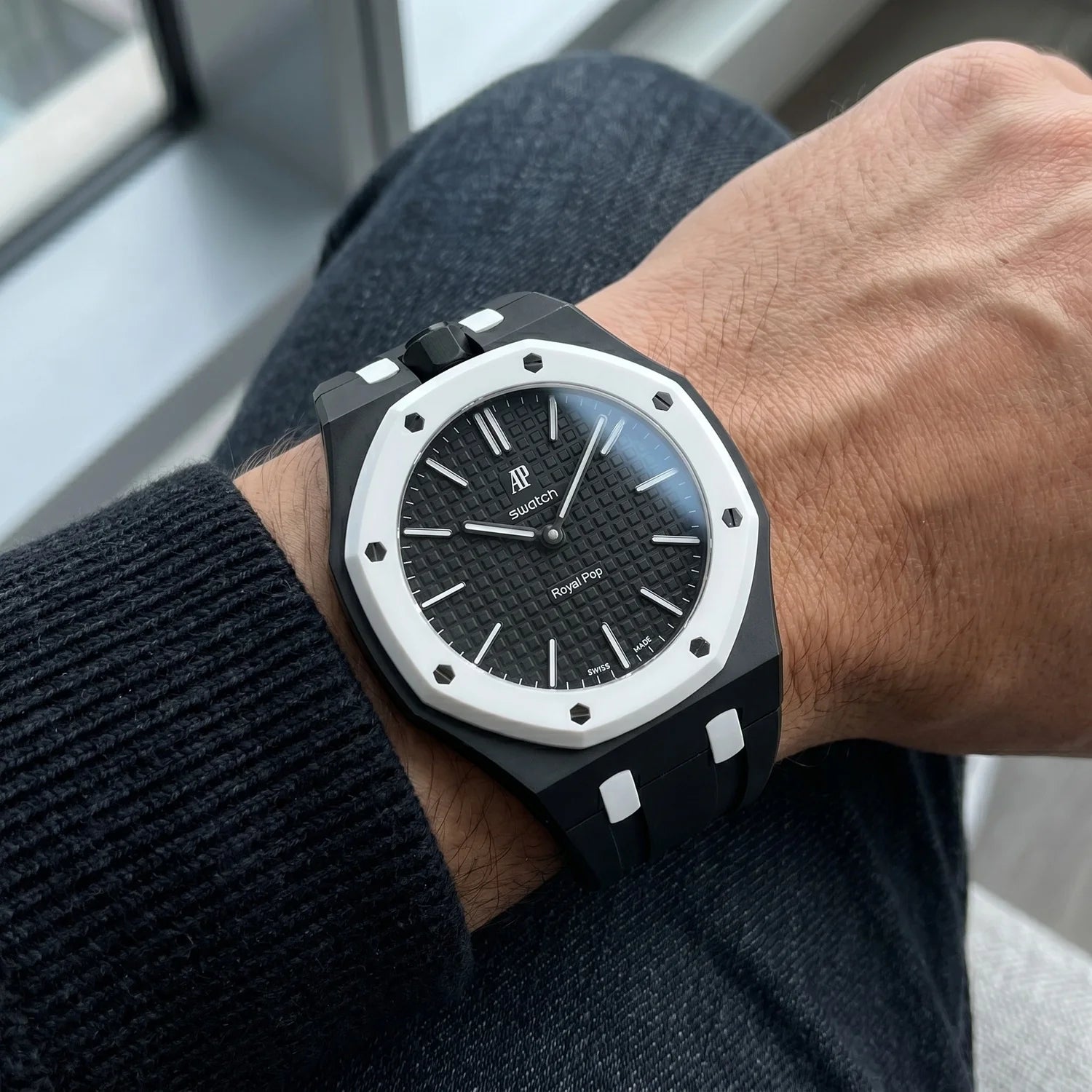 Ocho Negro Swatch x AP Royal Pop Automatic Watch & Strap