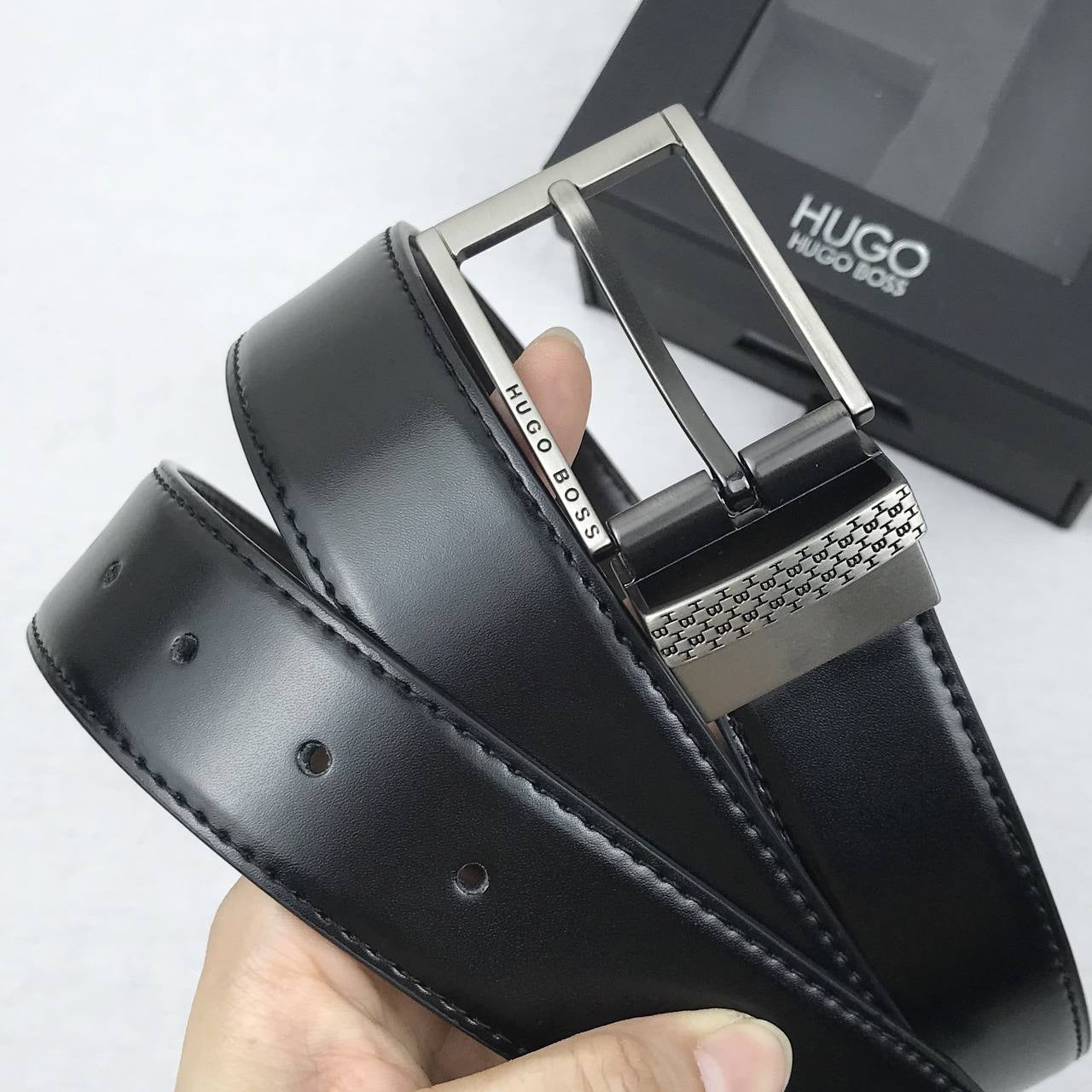 Hugo Boss Men’s Leather Belt Set | 2-Interchangeable Buckles #1