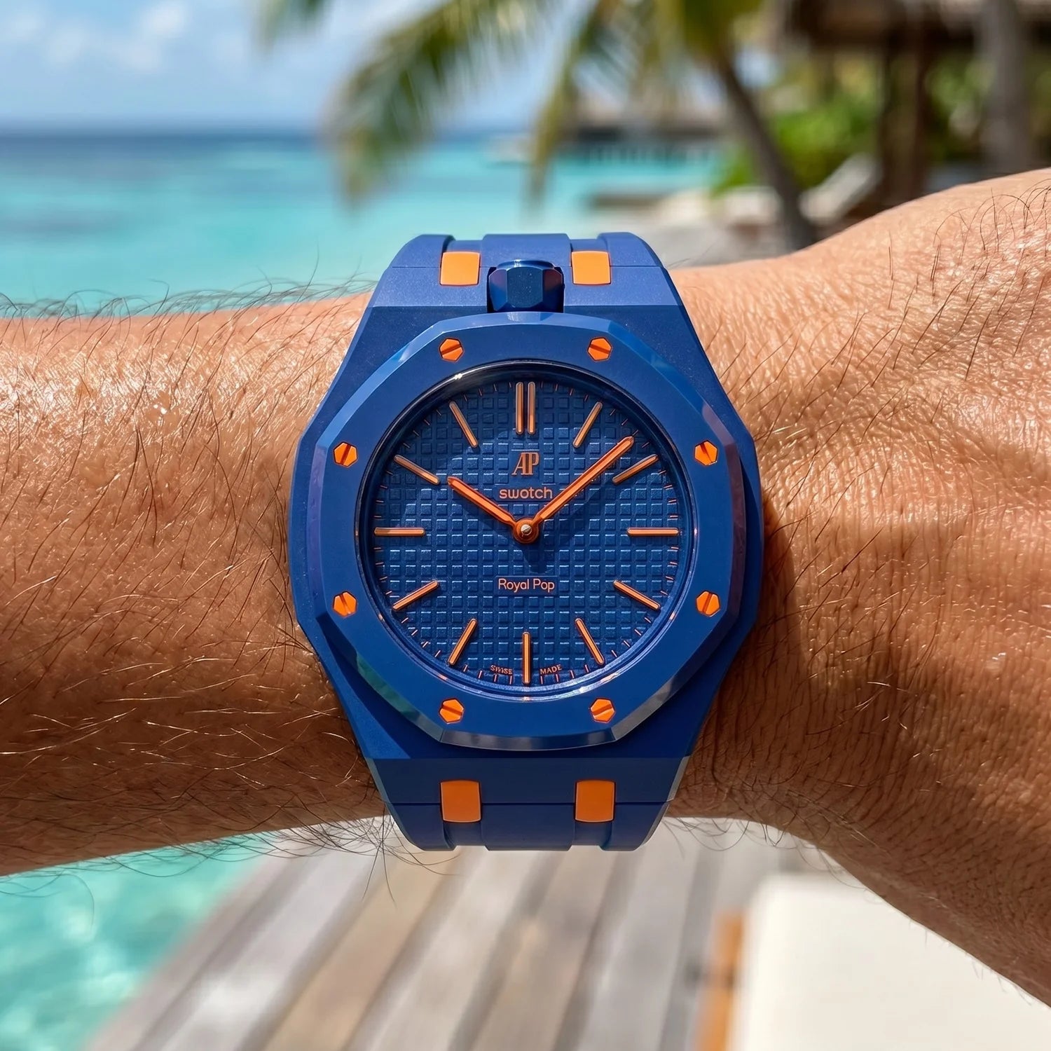 Huit Blanc Swatch x AP Royal Pop Automatic Watch & Strap