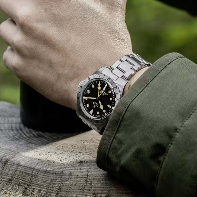 TUDOR Geneve Black Dial Stainless Steel GMT Chronometer Watch – 200m Water Resistance