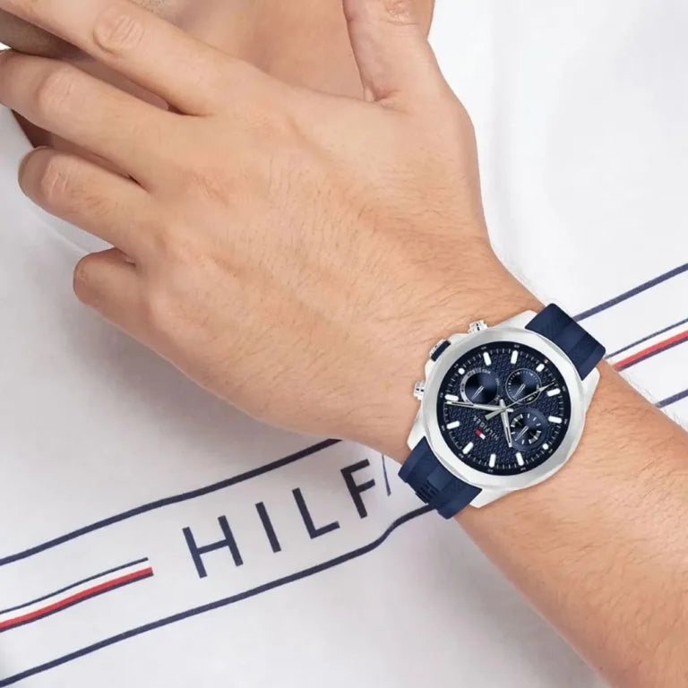 Tommy Hilfiger Lars Men’s Silicone Rubber Quartz Watch – Blue Dial & Strap (1710649)