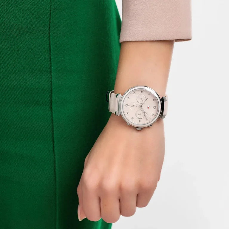 Tommy Hilfiger IVY 1782343 Women’s Watch – Pink Silicone Strap & Dial | 38mm Quartz Casual Sport Timepiece