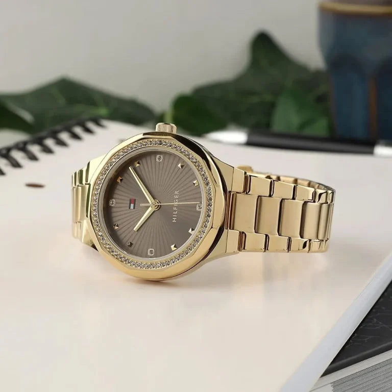 Tommy Hilfiger Women’s Piper Gold Stainless Steel Watch – Brown Dial Elegant Design | Model 1782725