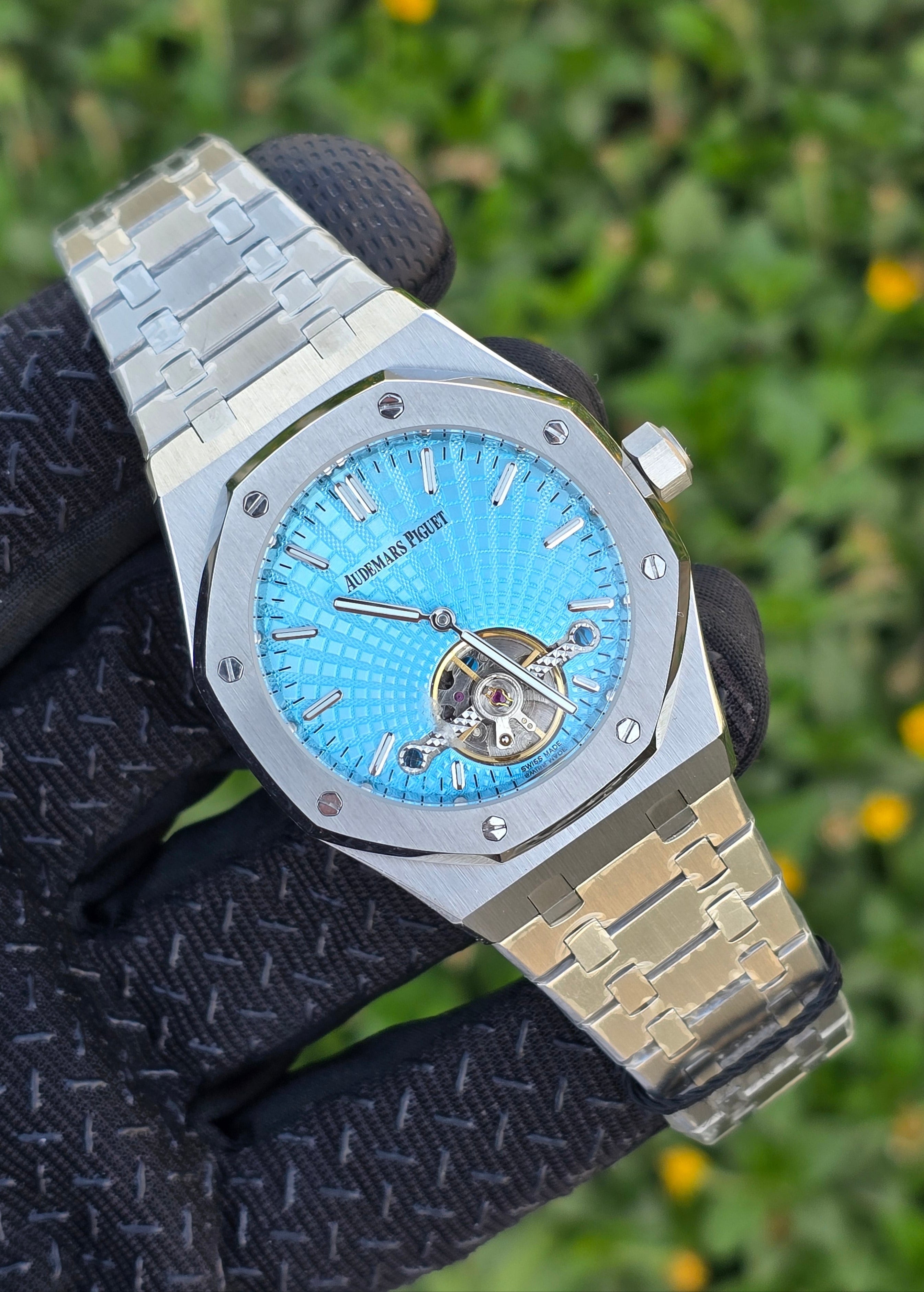Audemars Piguet Royal Oak Stainless Steel - Silver & Turquoise Dial
