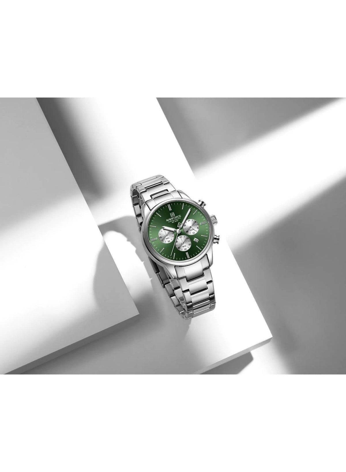 Naviforce NF-8076 Men’s Chronograph Watch – Green Dial with Silver Stainless Steel Strap – 42mm, Date, 3ATM Waterproof