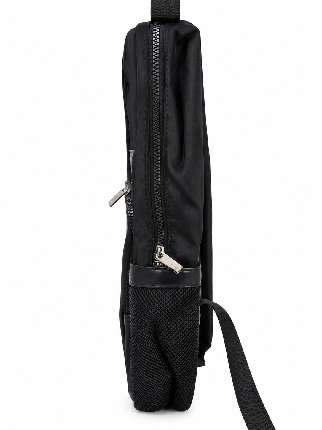 Tommy Hilfiger Black Backpack with Zipper Closure and Adjustable Shoulder Straps#0076
