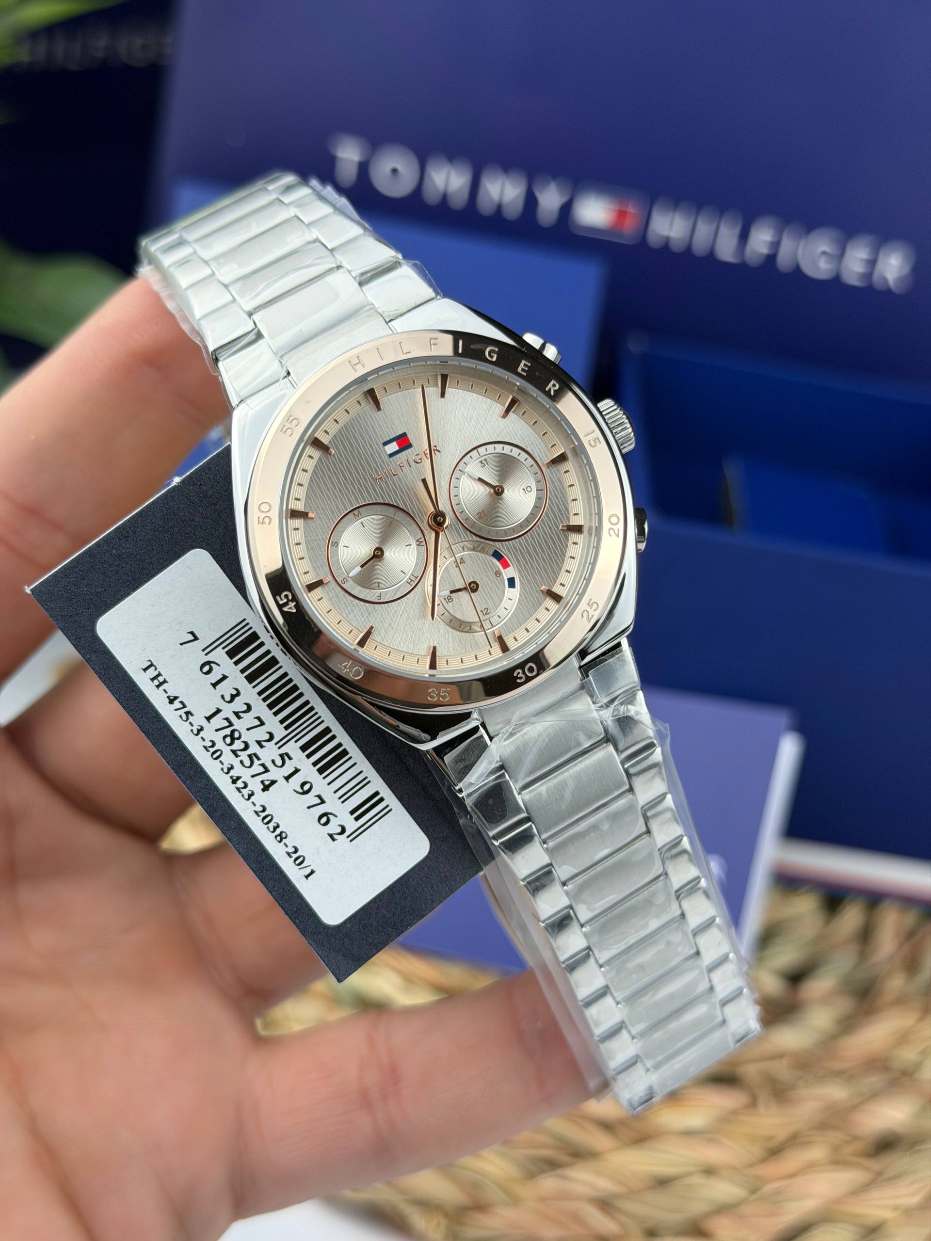 Tommy Hilfiger Women's Watch – White Dial with Silver Bracelet (Model 1782574)