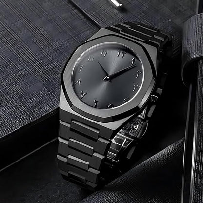 Stylish unisex watch in matte black with a simple and modern design