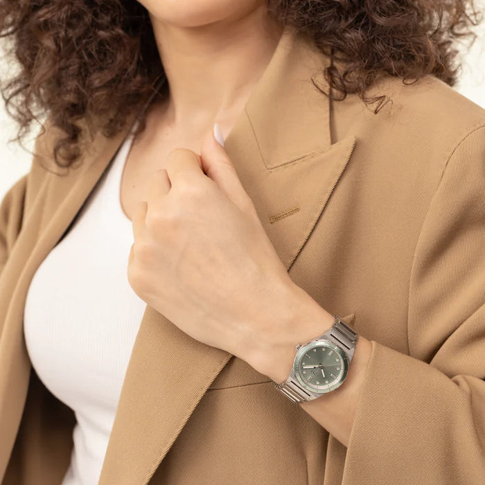 HUGO BOSS Candor Sport Women’s Watch – Silver Stainless Steel with Green Dial & Crystal Details | Model 1502787