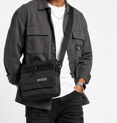 Calvin Klein Jeans Men's Black Crossbody Messenger Bag with Front Zipper and Flap #0018