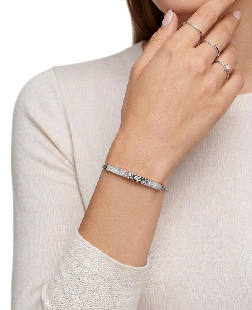Elegant Silver-Tone Adjustable Bracelet with Shimmering Circular Details – Contemporary Luxury Design for Women#030