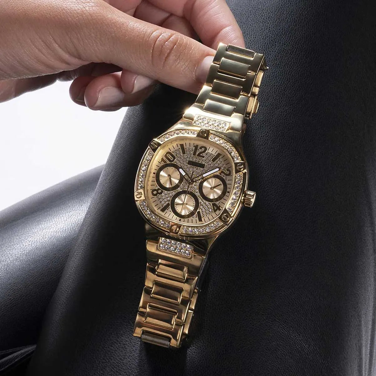 GUESS Duchess Women’s Watch GW0558L2 – Gold Stainless Steel Bracelet, 40mm, Analog Quartz with Date Function