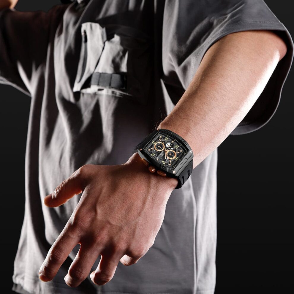 Naviforce NF8052-B-RG-B Men’s Square Quartz Watch – Black Dial, Silicone Strap, Stopwatch, 30M