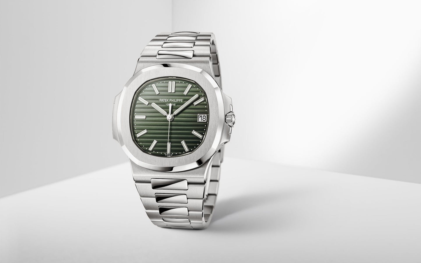 Patek Philippe Nautilus For Men 5711/1A - Olive Green Dial