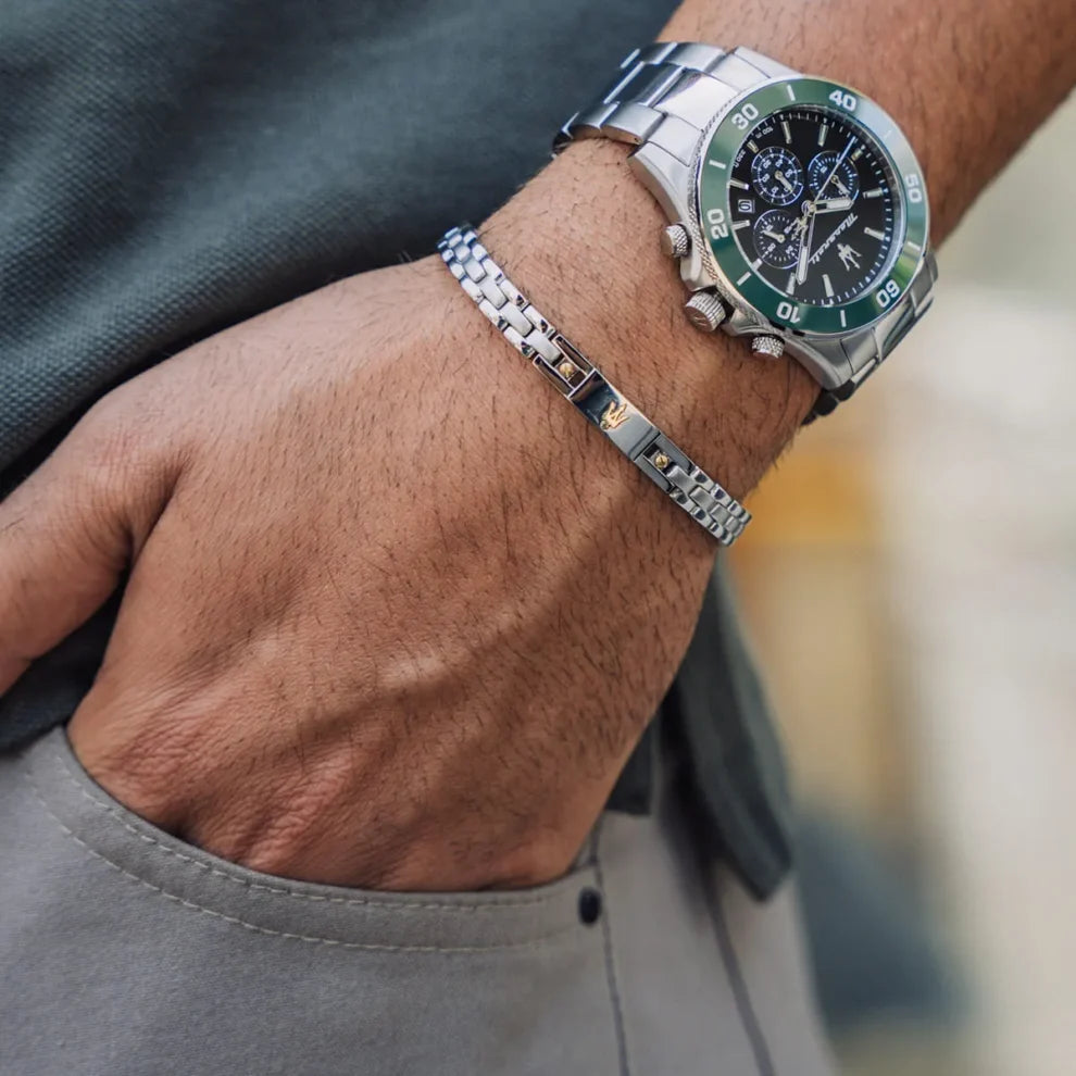 Maserati Competizione Men's Watch R8873600008, Silver Stainless Steel with Green Bezel