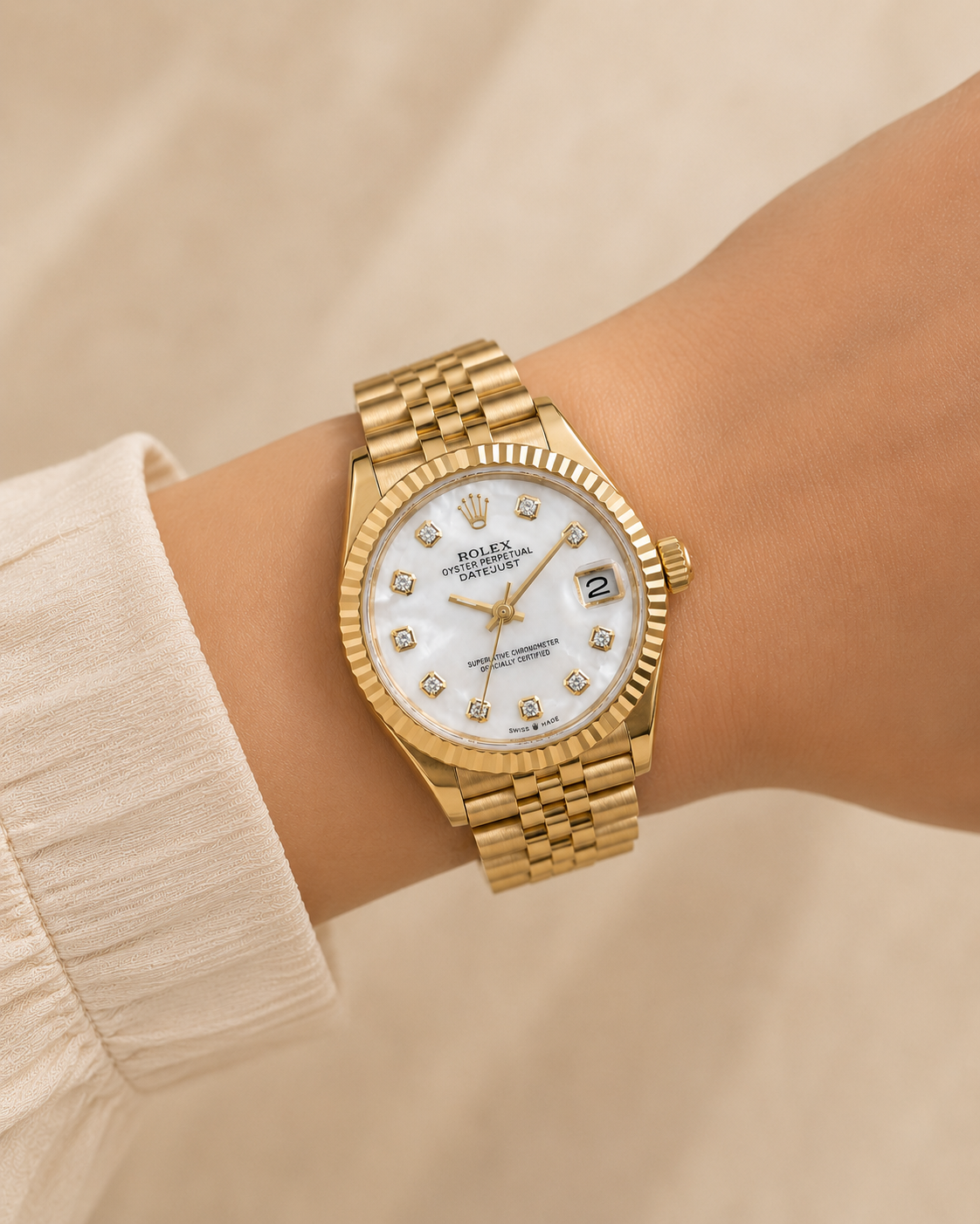 Luxury Rolex Datejust Full Gold Edition with White Mother of Pearl Diamond Rolex-w.01