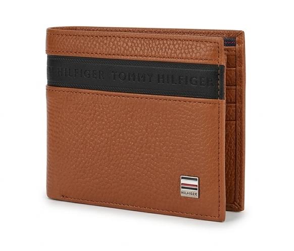 Tommy Hilfiger Men's Grained Leather Wallet - Brown & Black #69