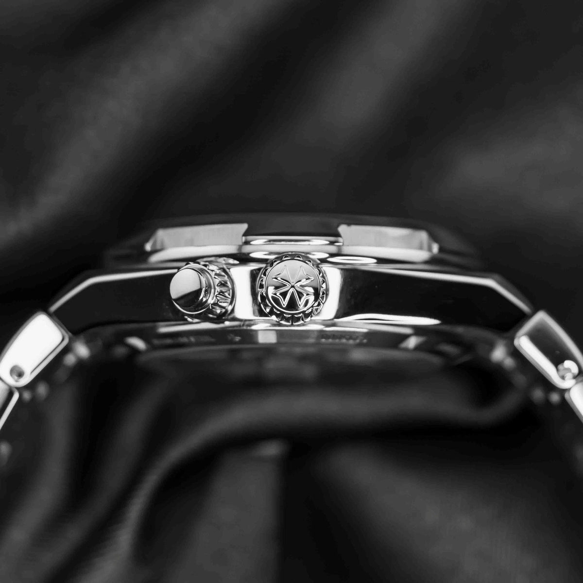 Vacheron Constantin Overseas Dual Time Automatic Watch – Blue Dial, Stainless Steel Case and Bracelet