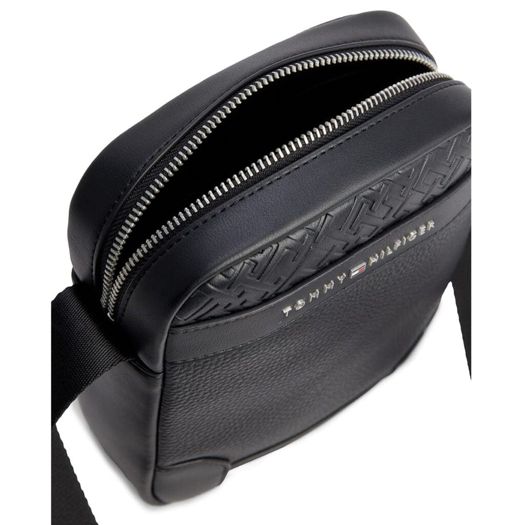 Tommy Hilfiger Men’s Black Leather Crossbody Bag AM0AM11308 – Elegant Everyday Hands-Free Bag#69